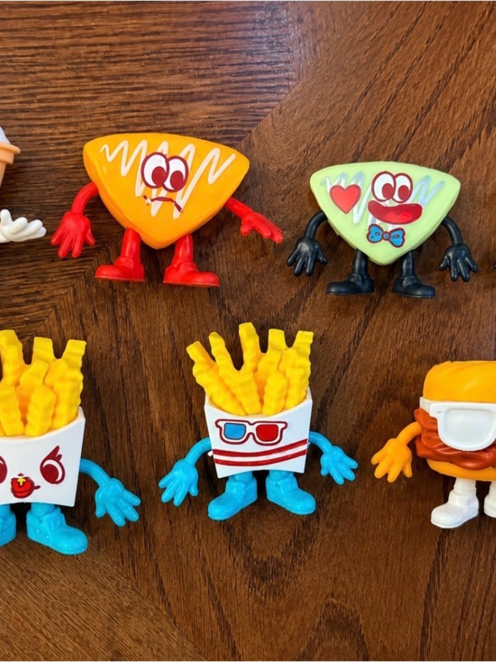 🎉 8 Arby’s meal toys. Lot of 8